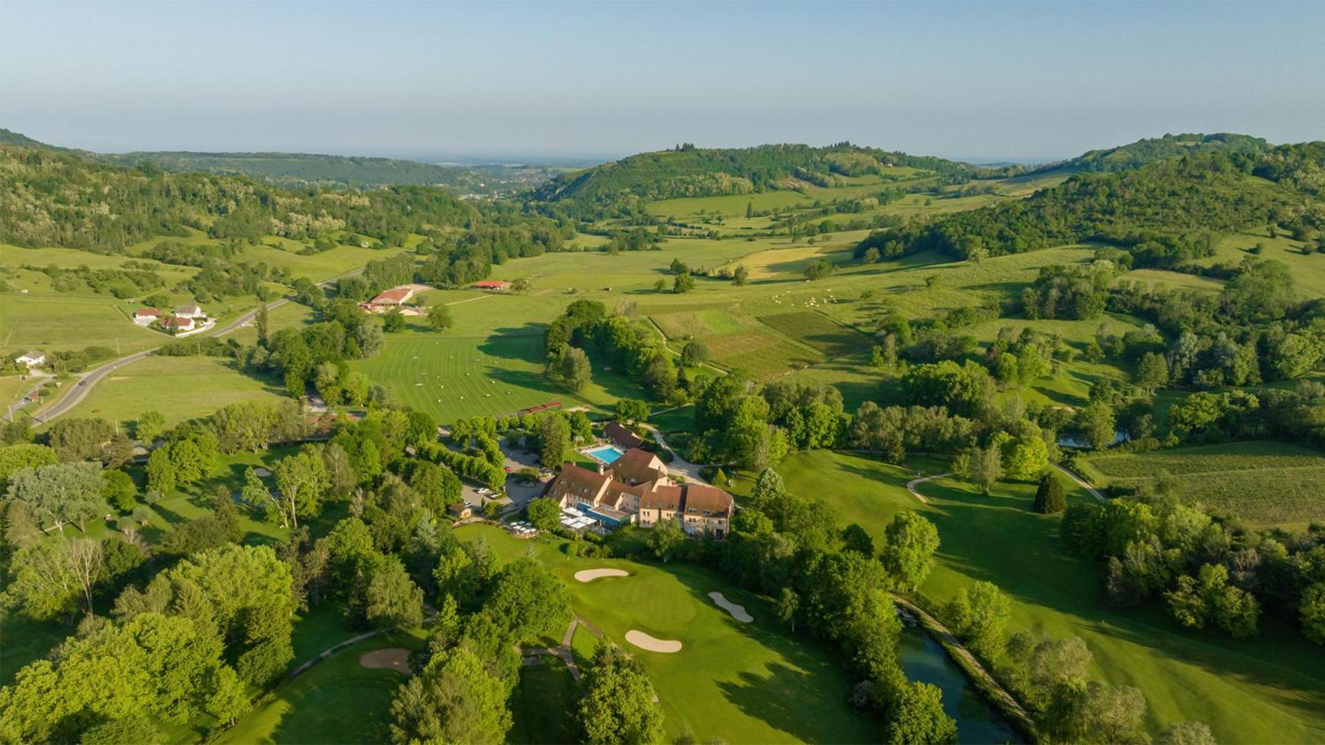Logis Hotel Golf Le Domaine Du Val De Sorne Vernantois Exteriér fotografie